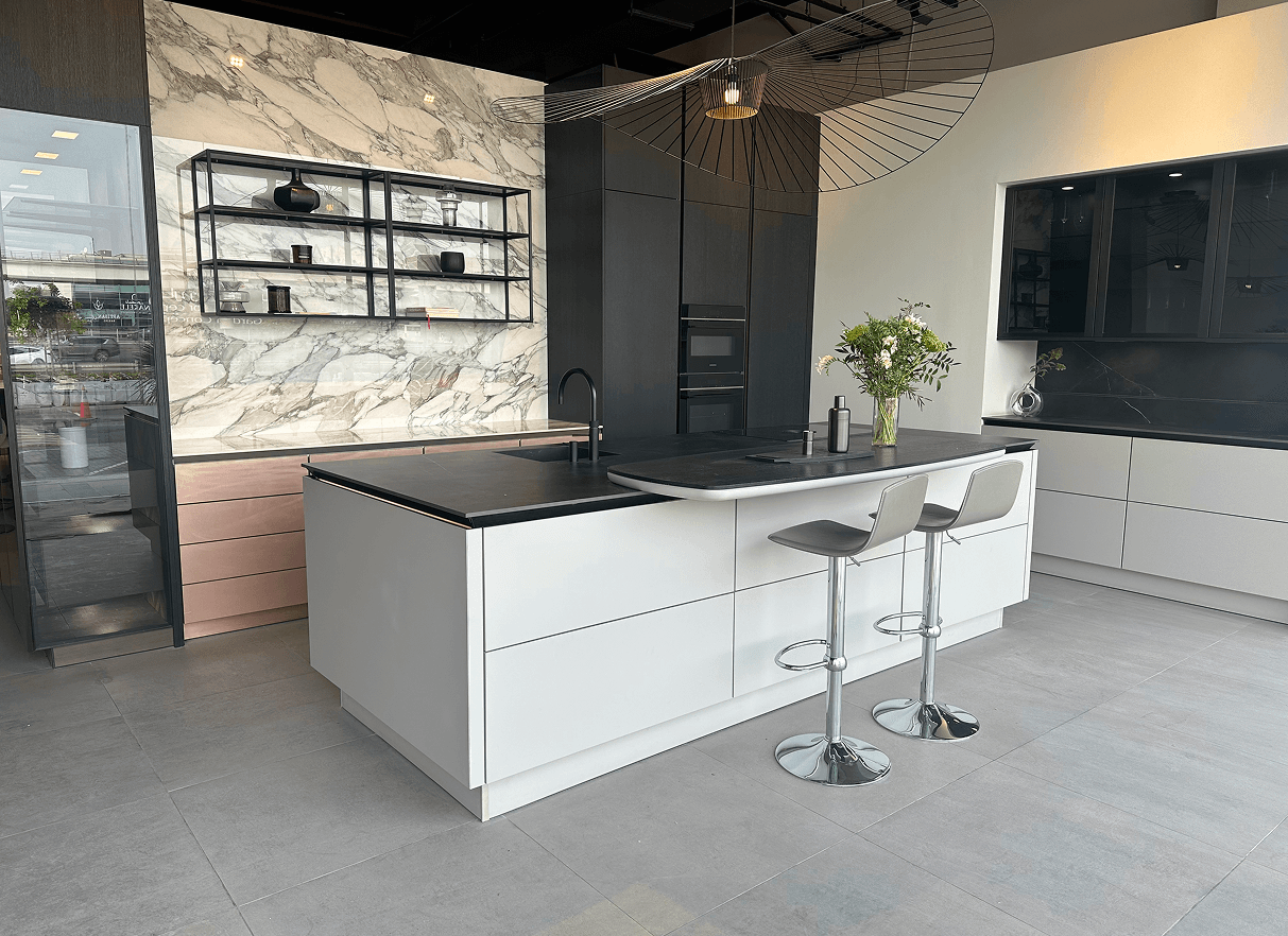 Display Kitchens Single